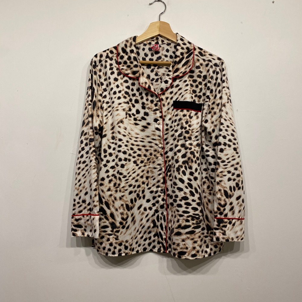 Cosmopolitan‎ Leopard Print Pajama Top Red Piping Long Sleeve Sleep Shirt Medium